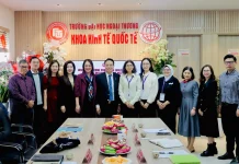 BUỔI TỌA ĐÀM CỦA GIÁO SƯ EMILIYA LAZAROVA – TRƯỜNG KINH TẾ, ĐẠI HỌC EAST ANGLIA VỀ CHỦ ĐỀ “THIS IS YOUR BRAIN ON MONEY – A PEEK INTO BEHAVIOURAL FINANCE” VỚI GIẢNG VIÊN, SINH VIÊN KHOA KINH TẾ QUỐC TẾ